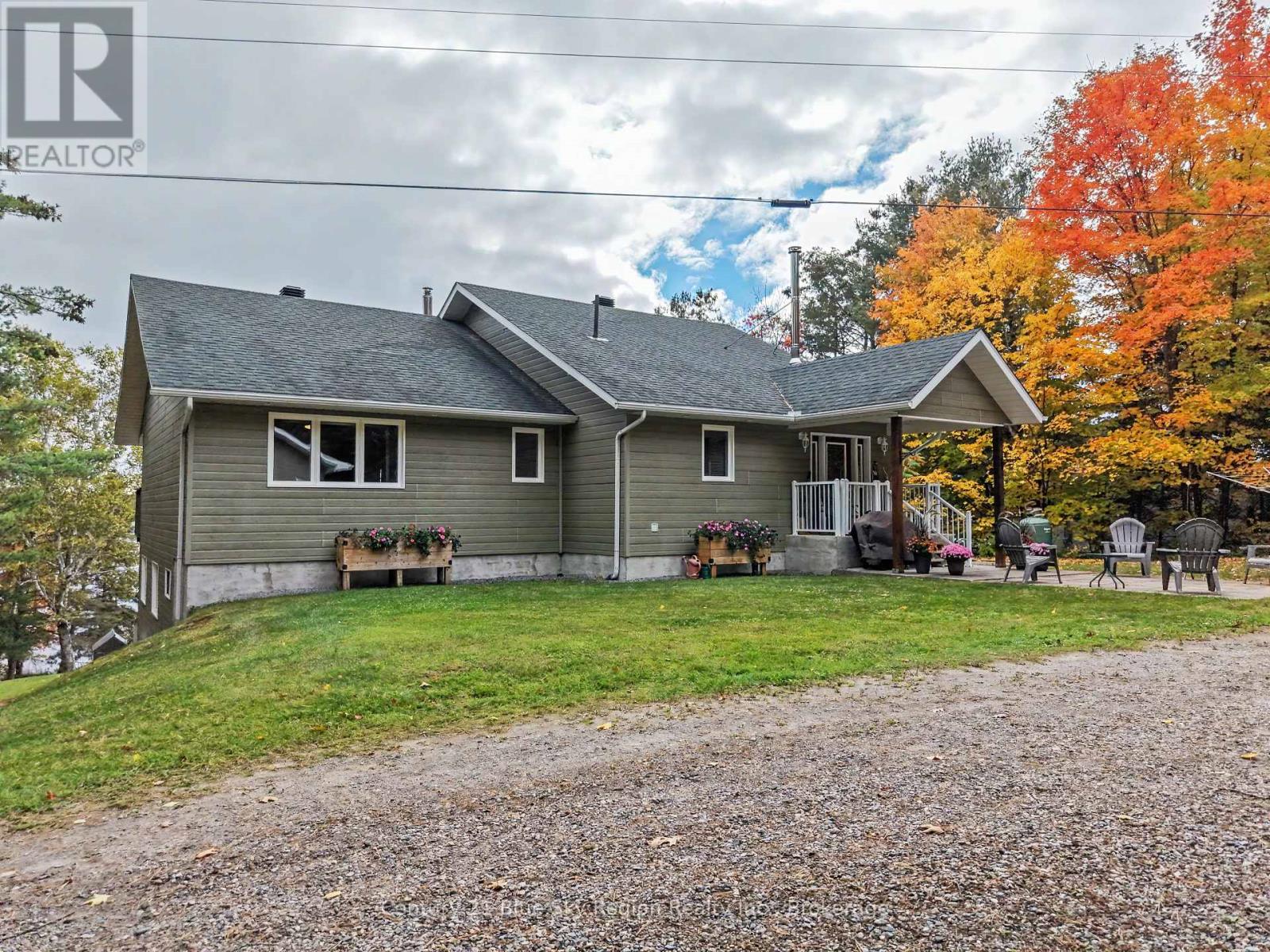 188 Paradis Street Property Photo 34