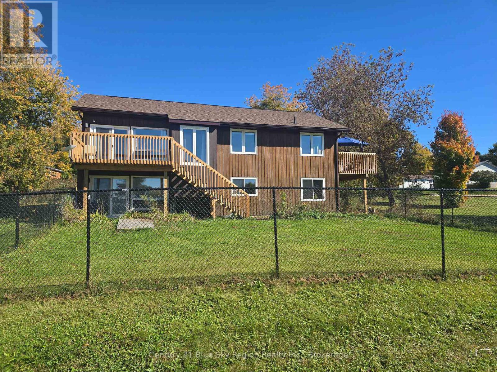 203 Labrecque Street Property Photo 1