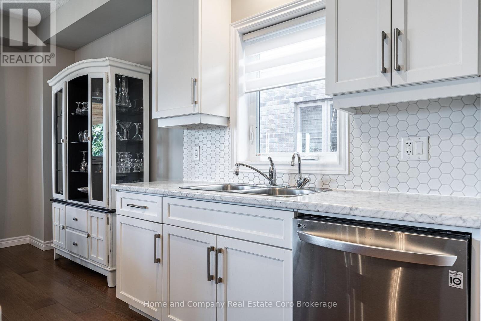 74 Ahrens Drive Property Photo 10