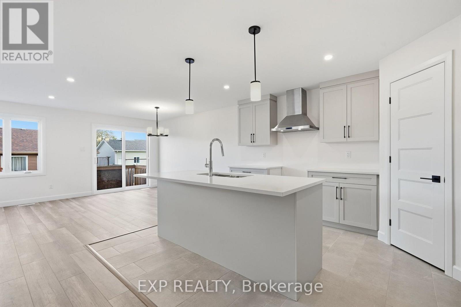 142 Elizabeth Street Property Photo 6