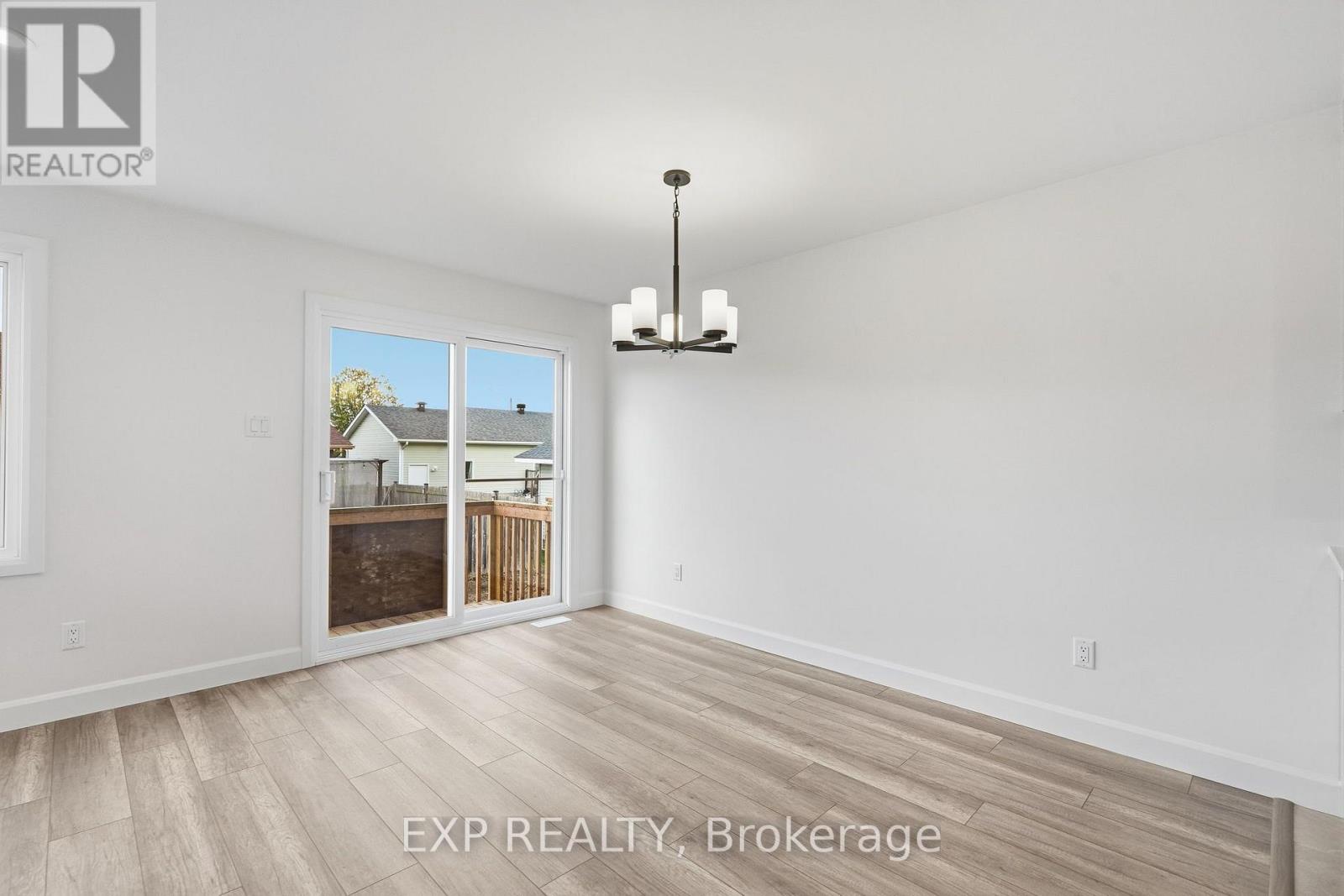 142 Elizabeth Street Property Photo 10
