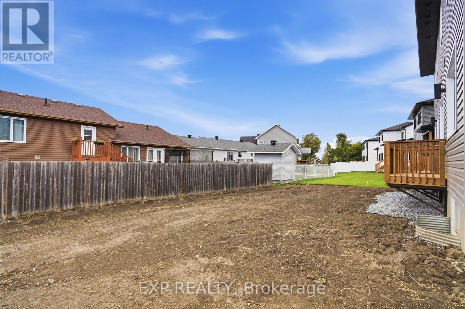 142 Elizabeth Street Property Photo 32