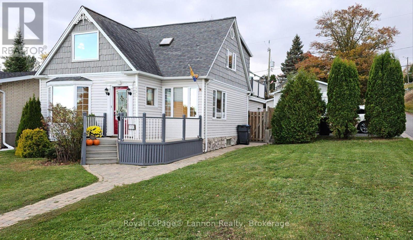 220 HIGH STREET S
