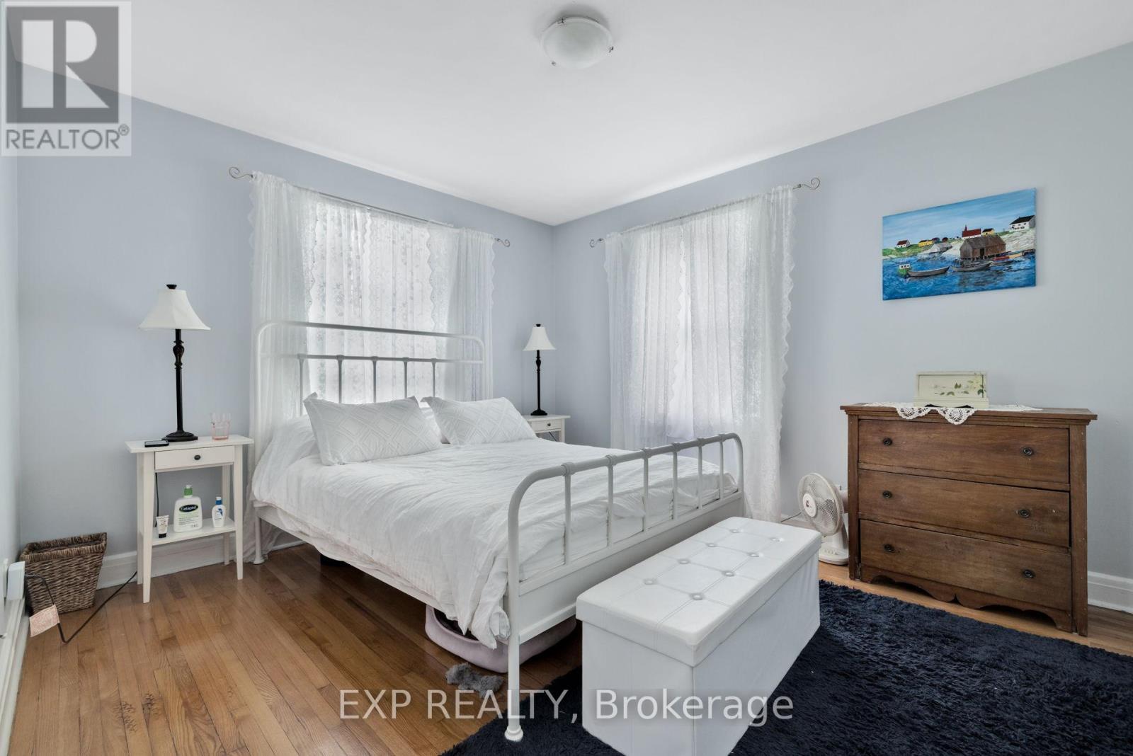 50 Holland Avenue Property Photo 11