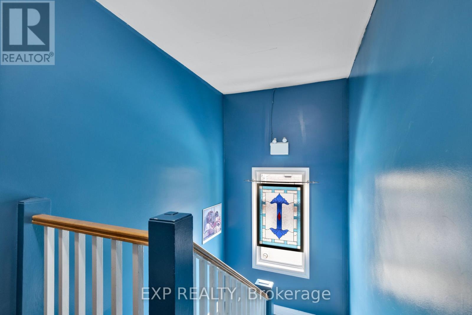 50 Holland Avenue Property Photo 15