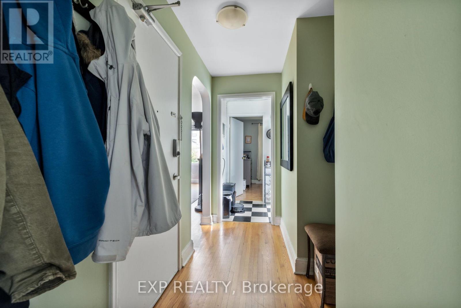 50 Holland Avenue Property Photo 17