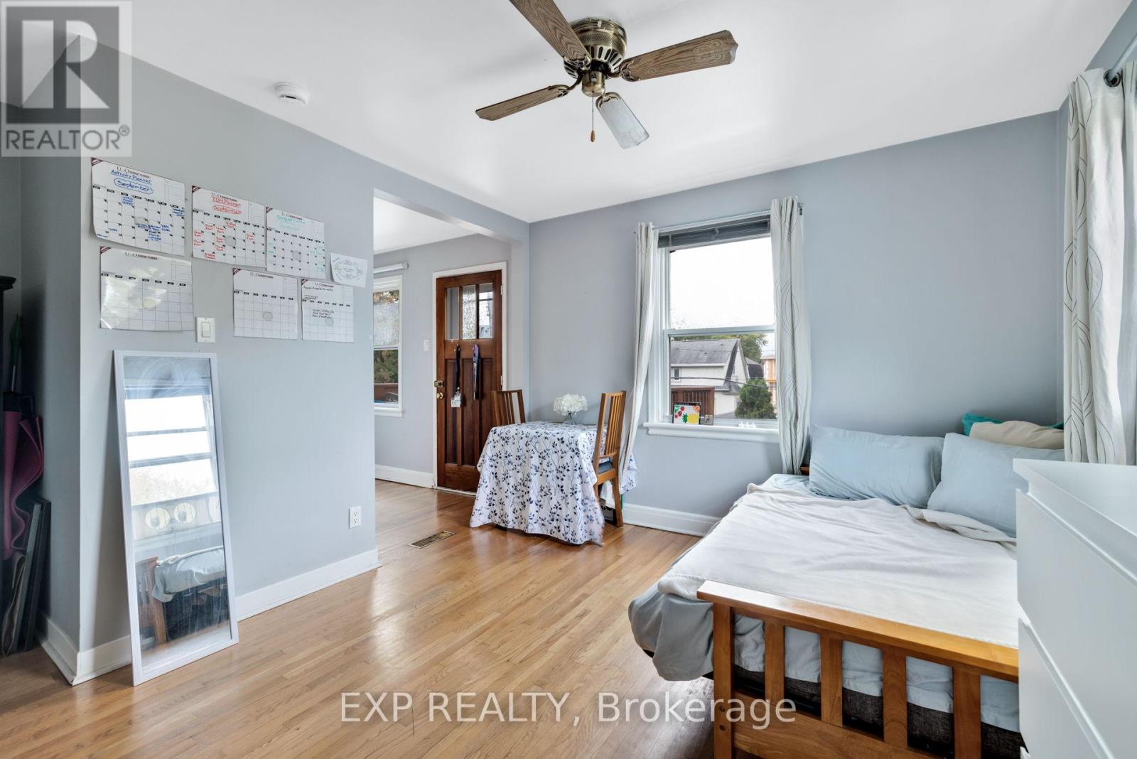 50 Holland Avenue Property Photo 25
