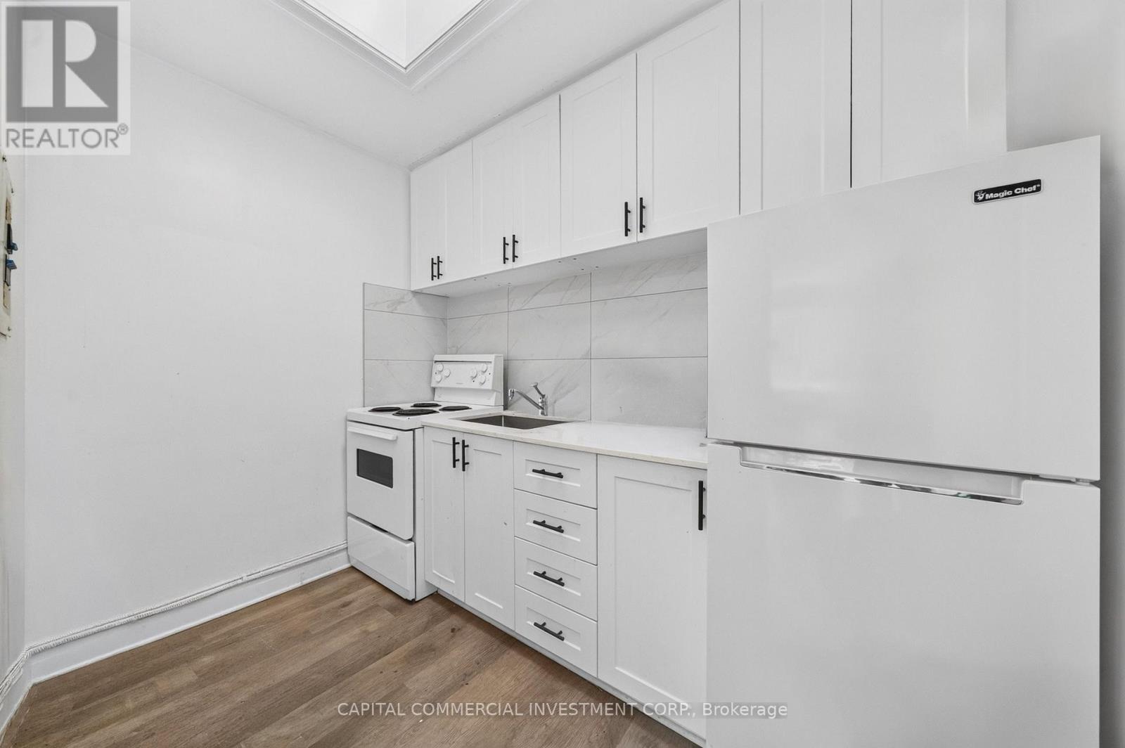 609-615 Somerset Street W Property Photo 11