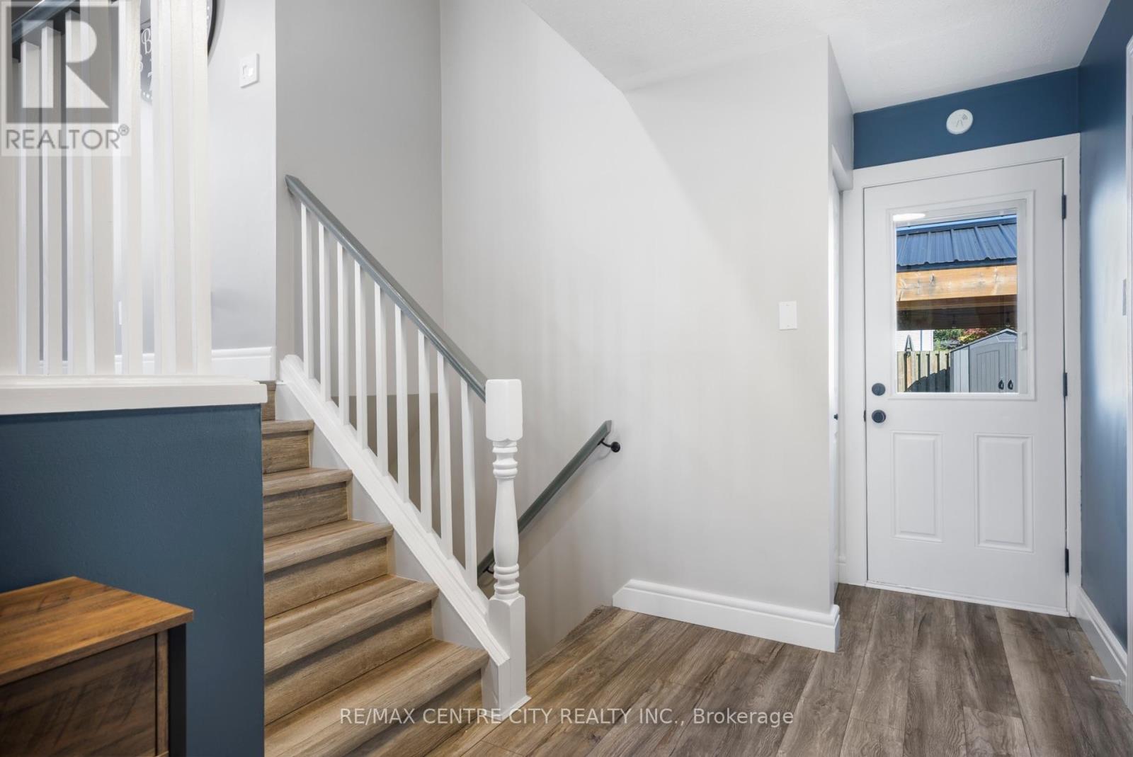 14 Stokes Road Property Photo 15