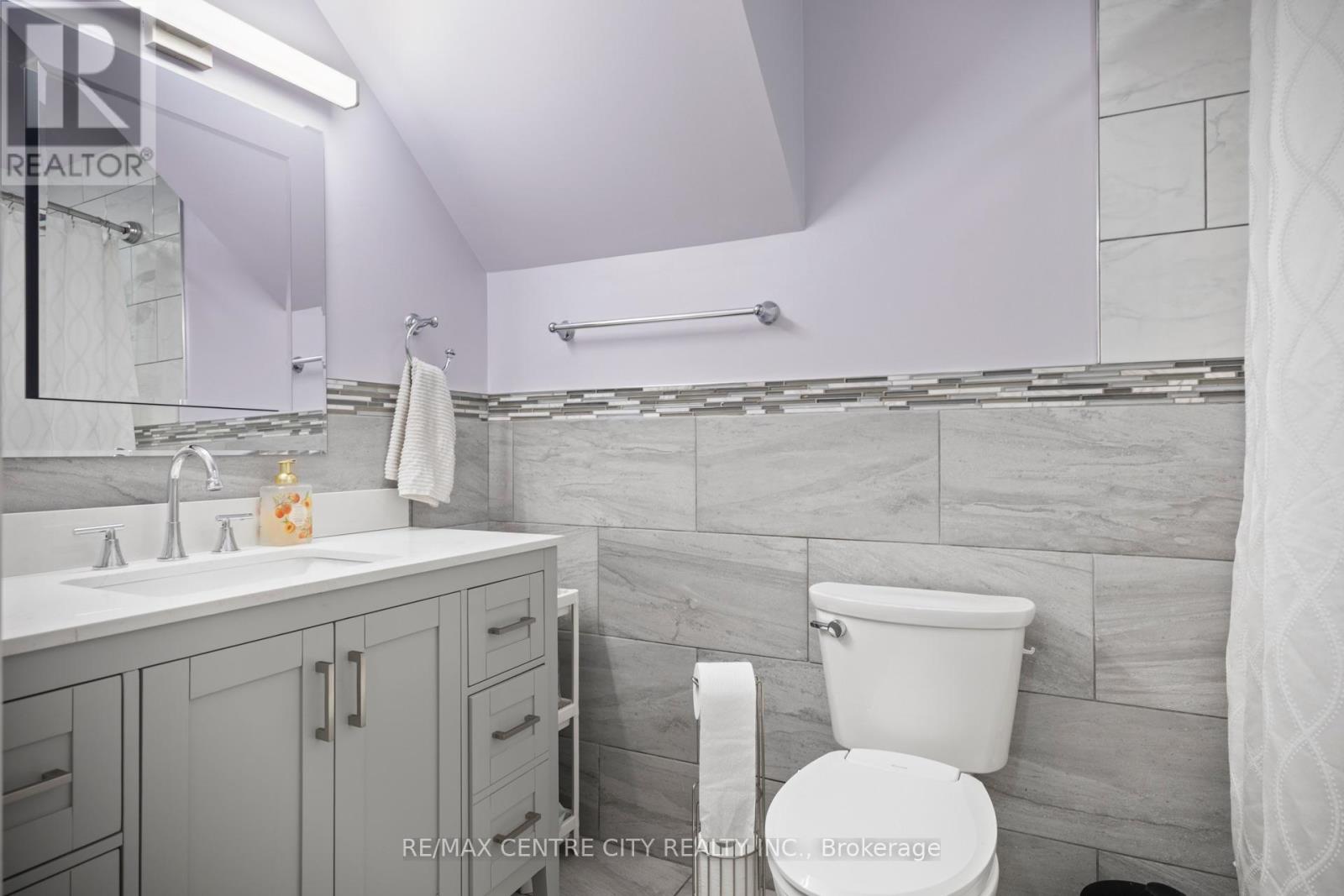 14 Stokes Road Property Photo 19