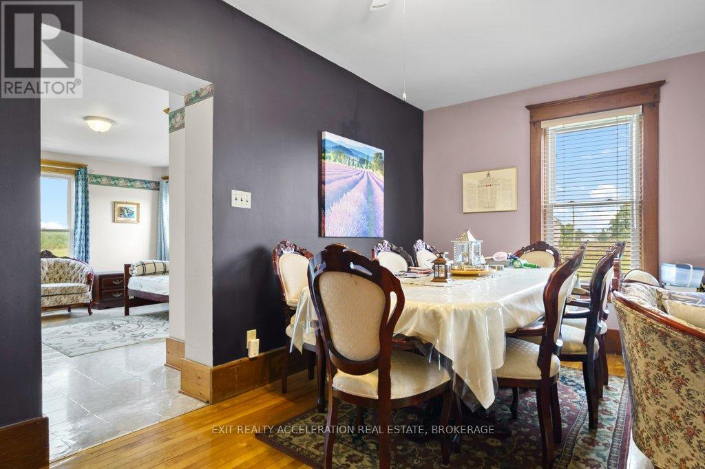 595 Craigen Road Property Photo 12