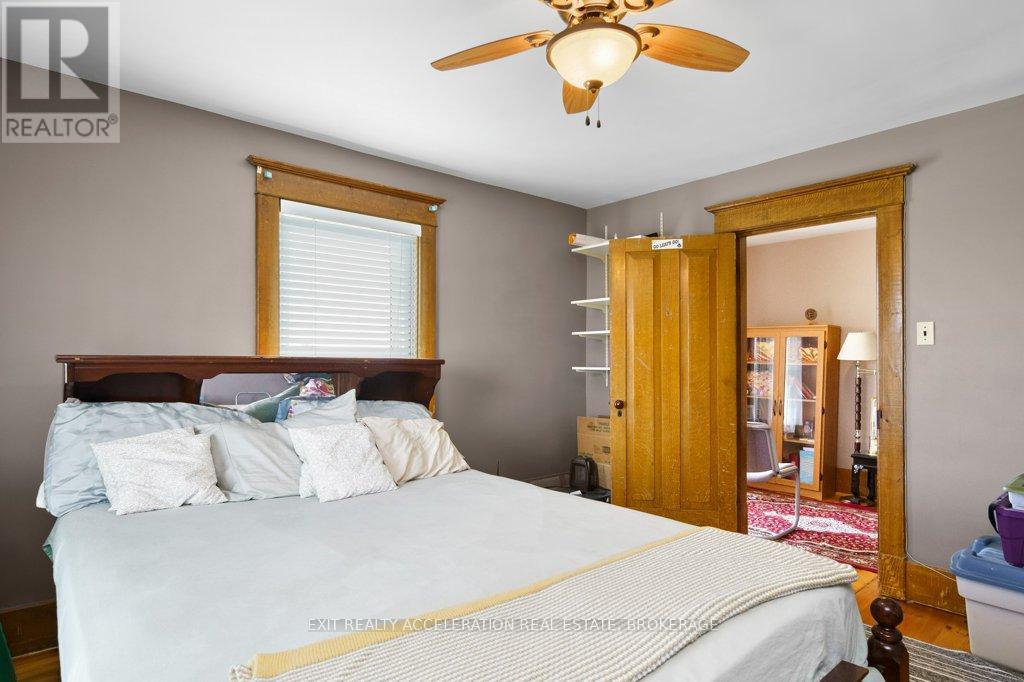 595 Craigen Road Property Photo 25