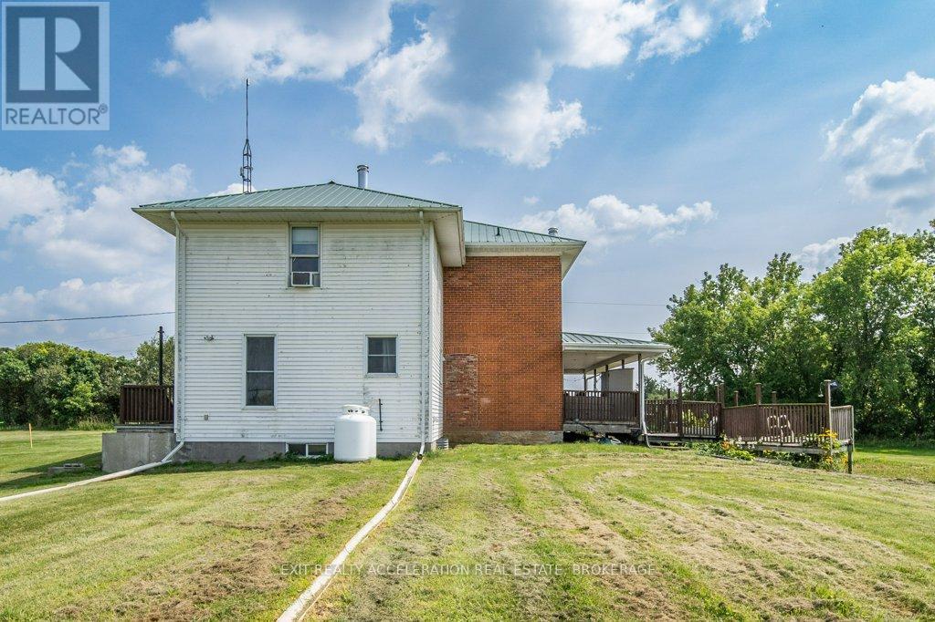 595 Craigen Road Property Photo 29