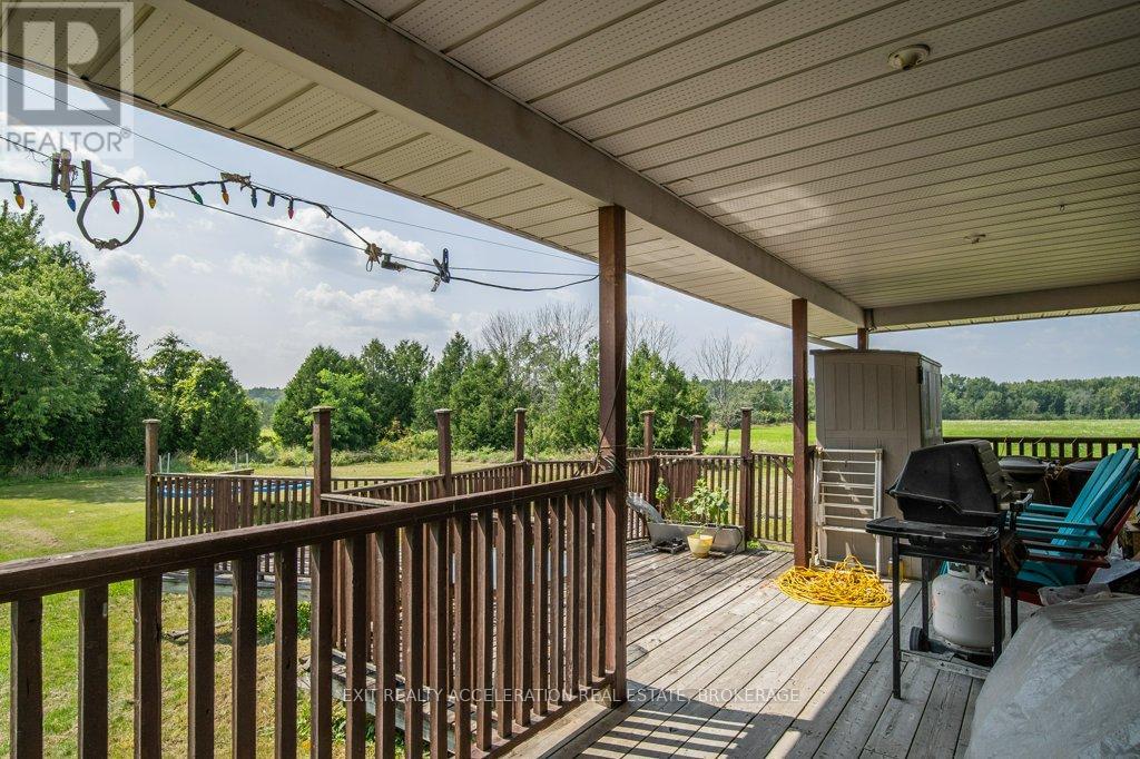 595 Craigen Road Property Photo 35