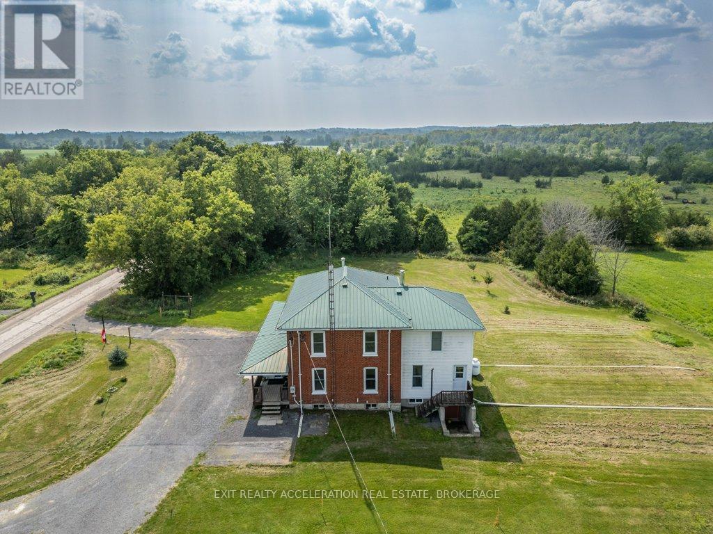 595 Craigen Road Property Photo 43