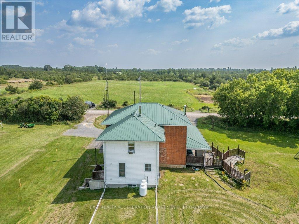 595 Craigen Road Property Photo 44