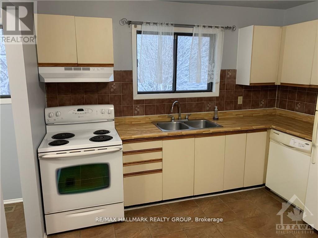 23 Black Forest Lane Property Photo 9