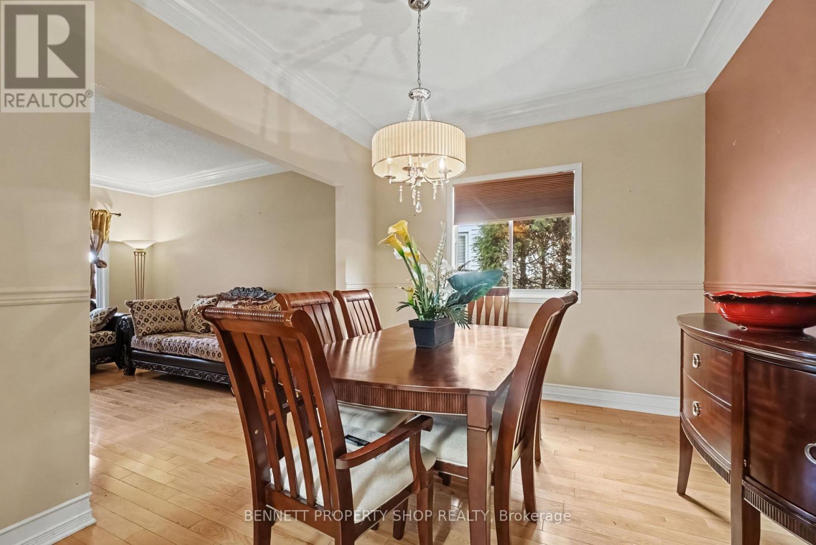 644 Valin Street Property Photo 6