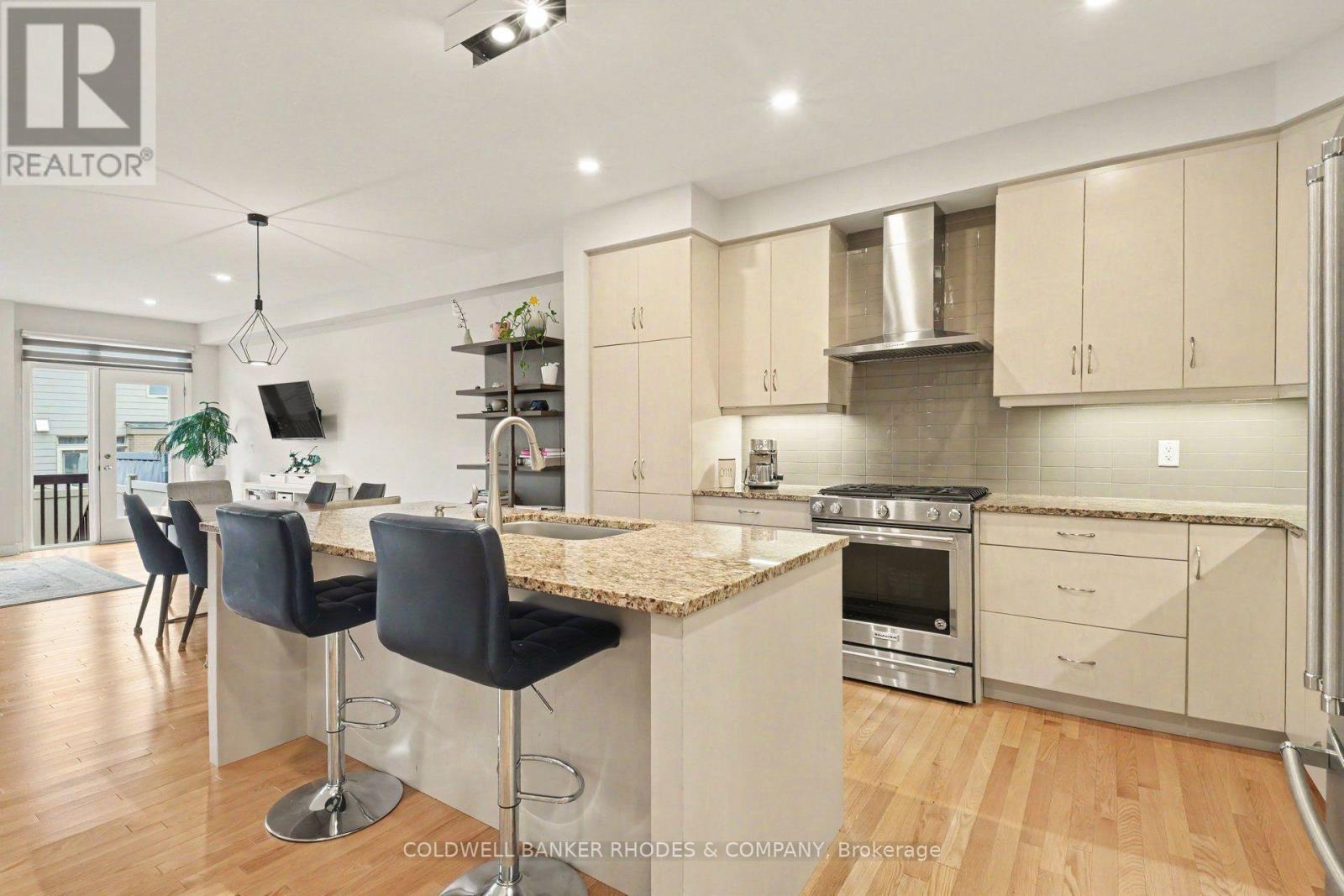 160 Avro Circle Property Photo 5