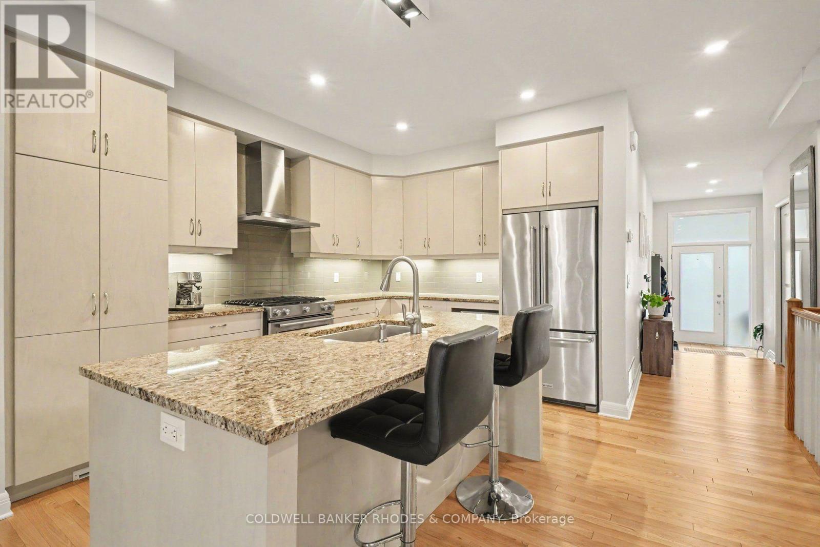 160 Avro Circle Property Photo 6