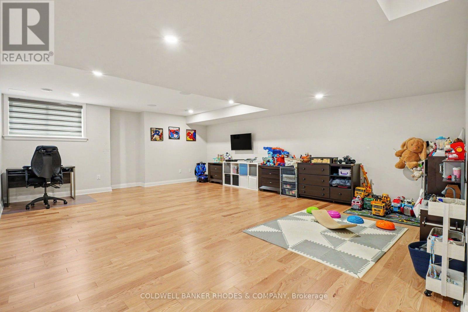 160 Avro Circle Property Photo 28