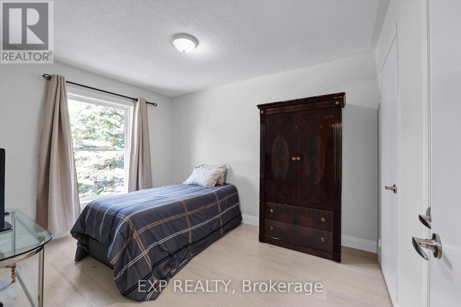 14 Russell Hill Road Property Photo 23