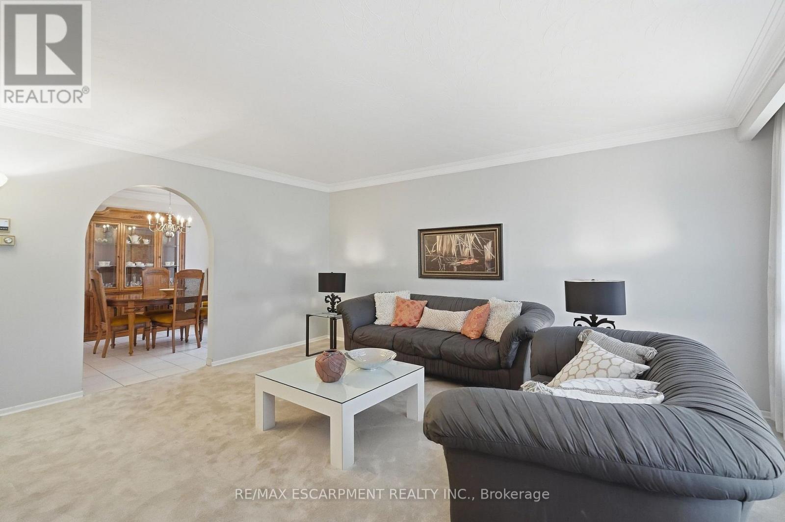 36 Algonquin Court Property Photo 5