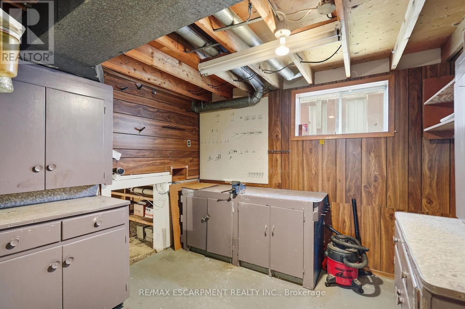 36 Algonquin Court Property Photo 35