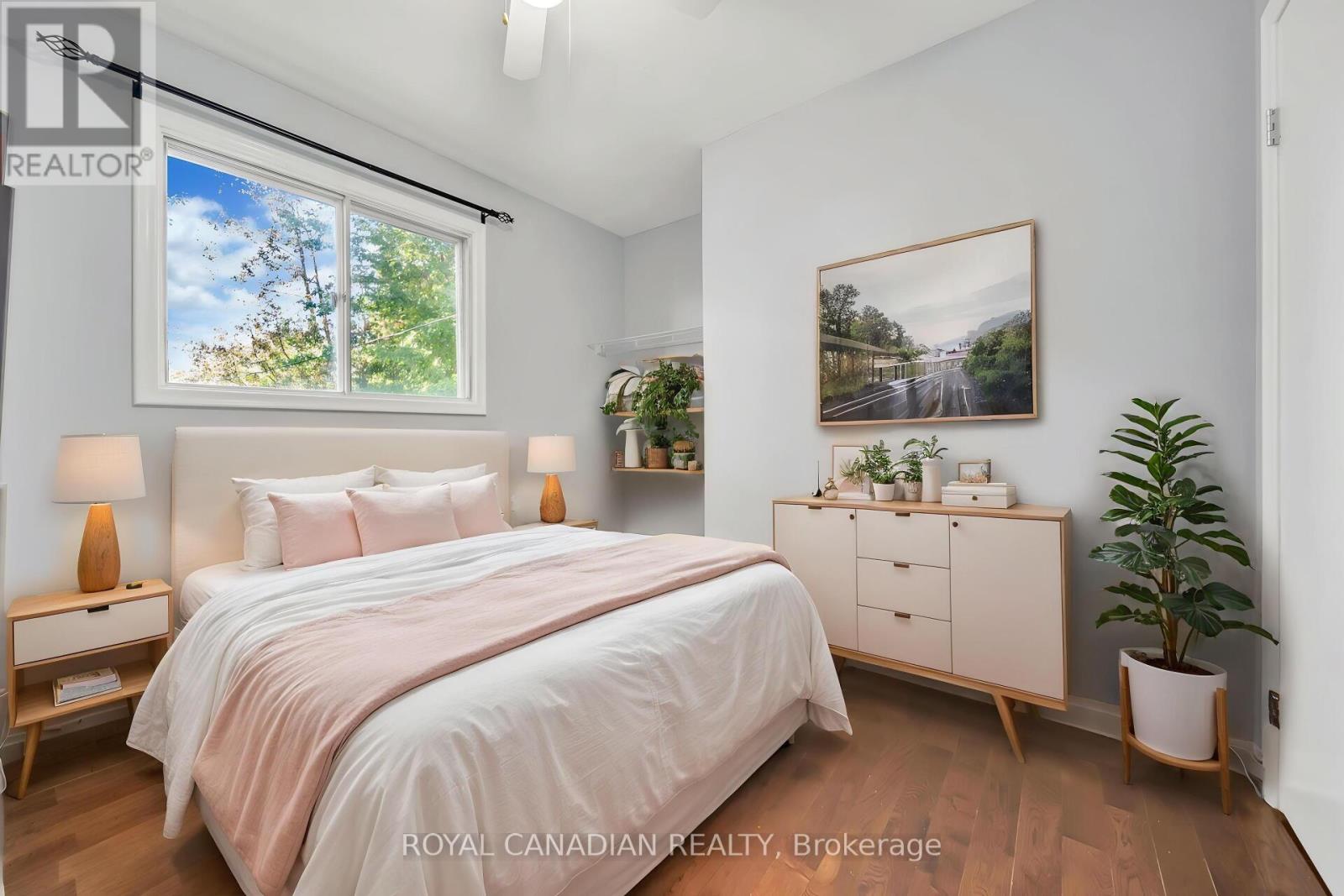 457 Dumfries Avenue Property Photo 13