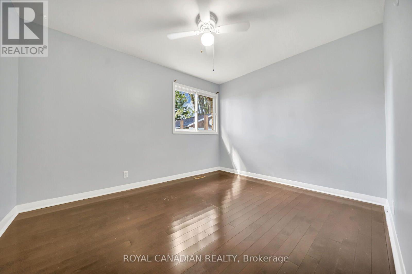 457 Dumfries Avenue Property Photo 20