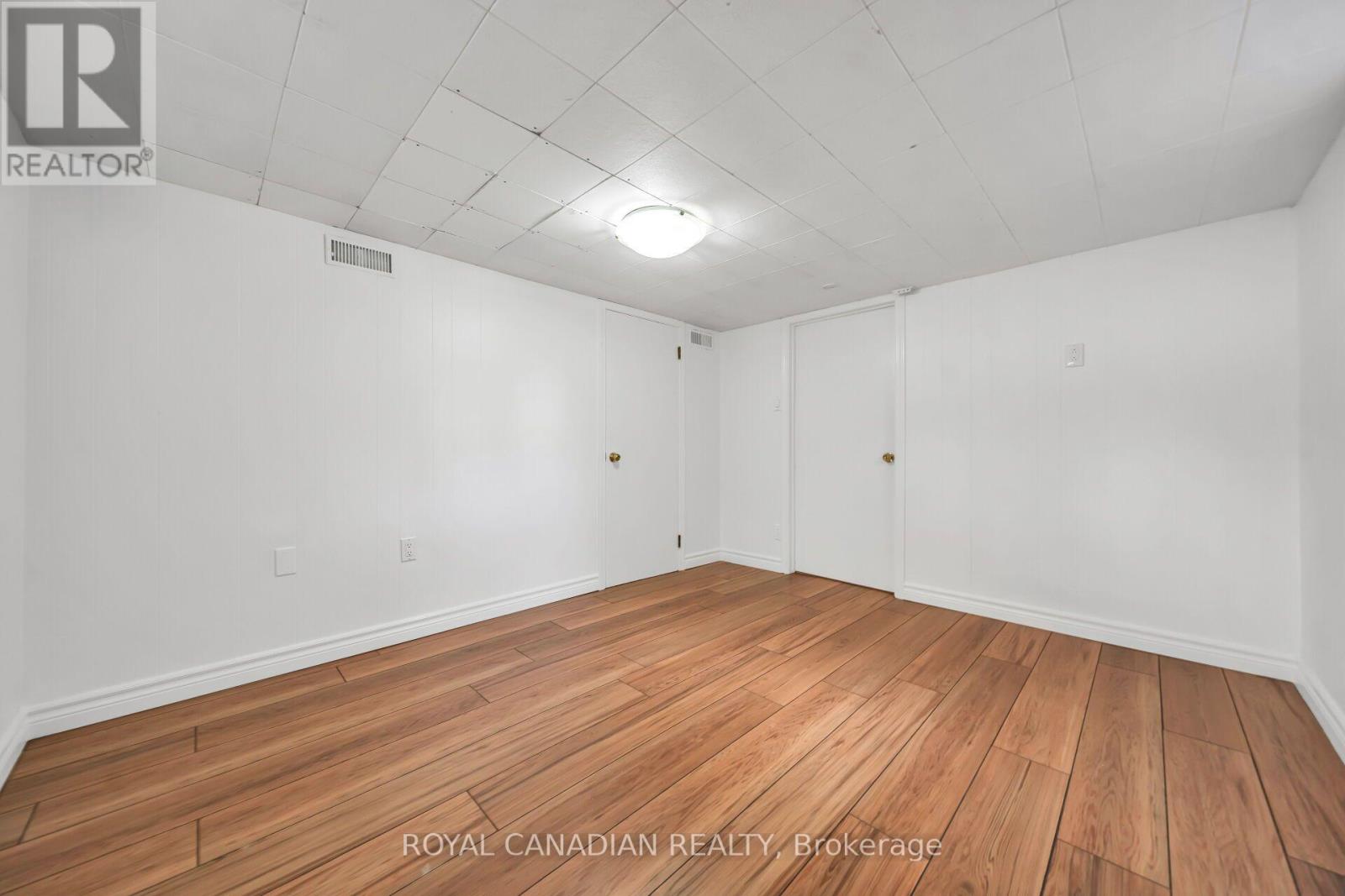 457 Dumfries Avenue Property Photo 36