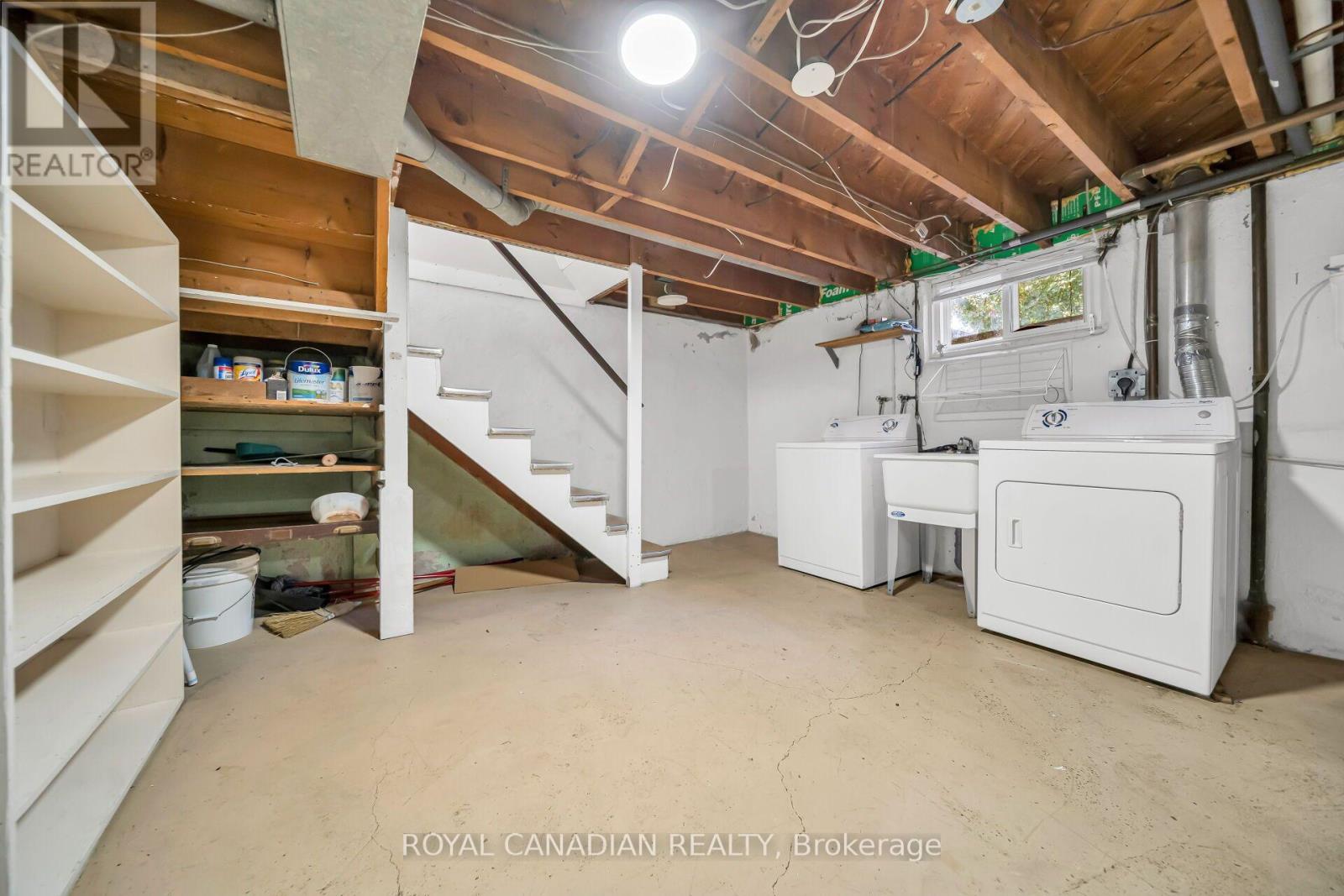 457 Dumfries Avenue Property Photo 41