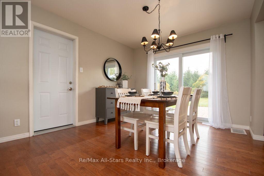 530 Centreline Road Property Photo 10