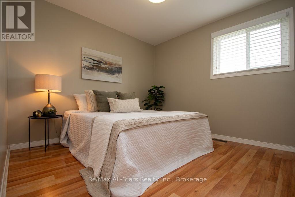 530 Centreline Road Property Photo 18