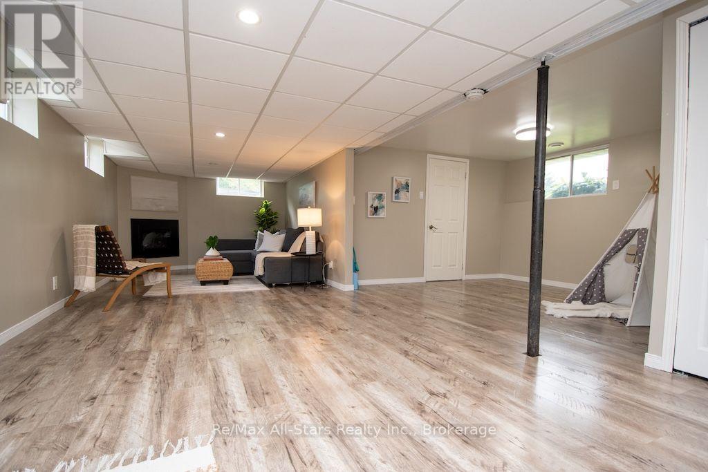 530 Centreline Road Property Photo 26