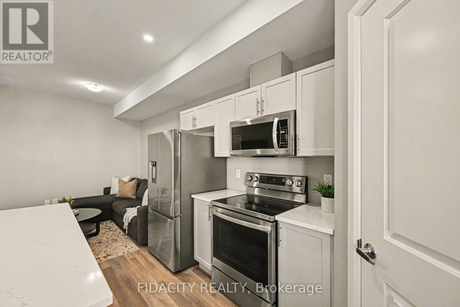 68 Vimy Ridge Crescent Property Photo 9