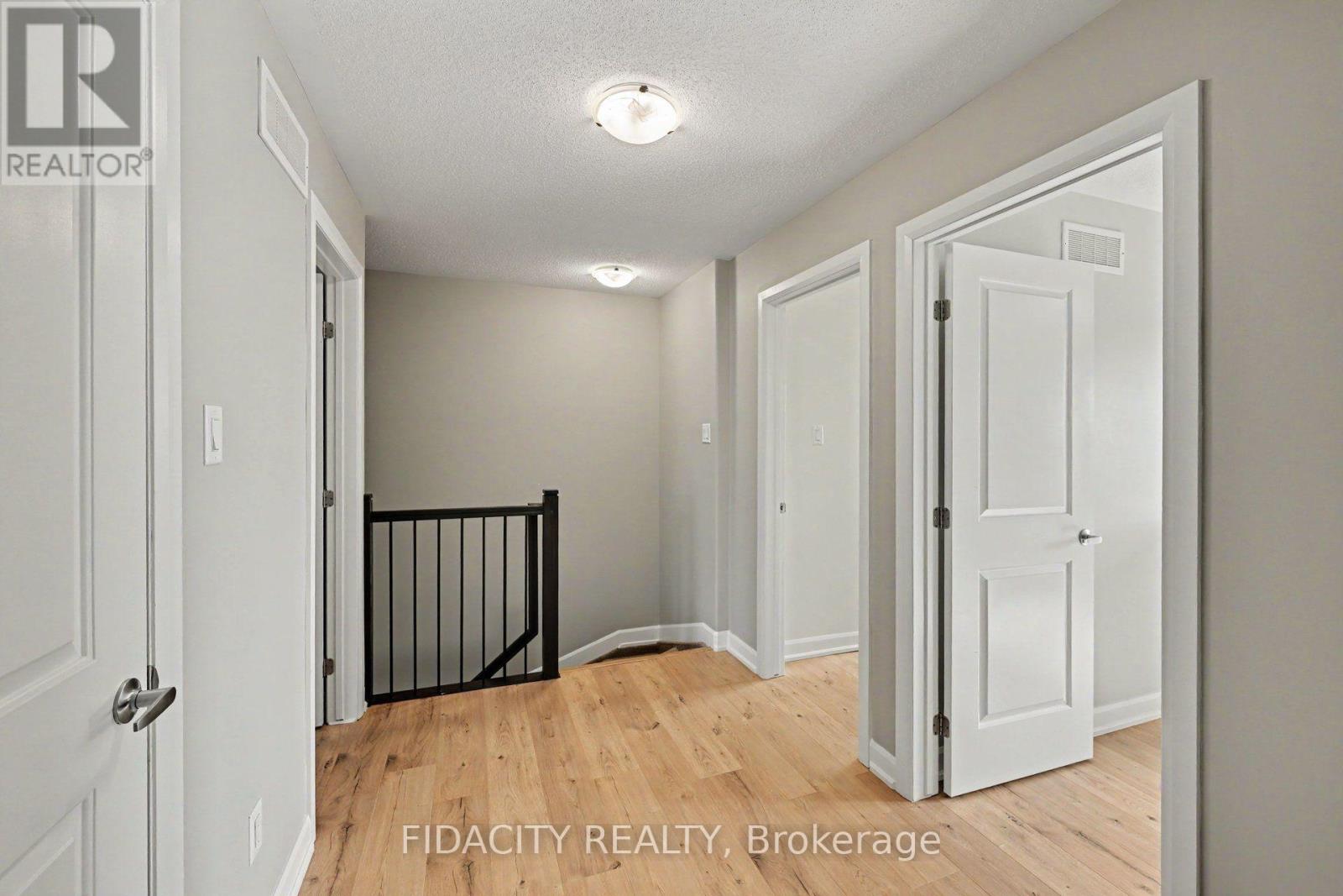 68 Vimy Ridge Crescent Property Photo 15