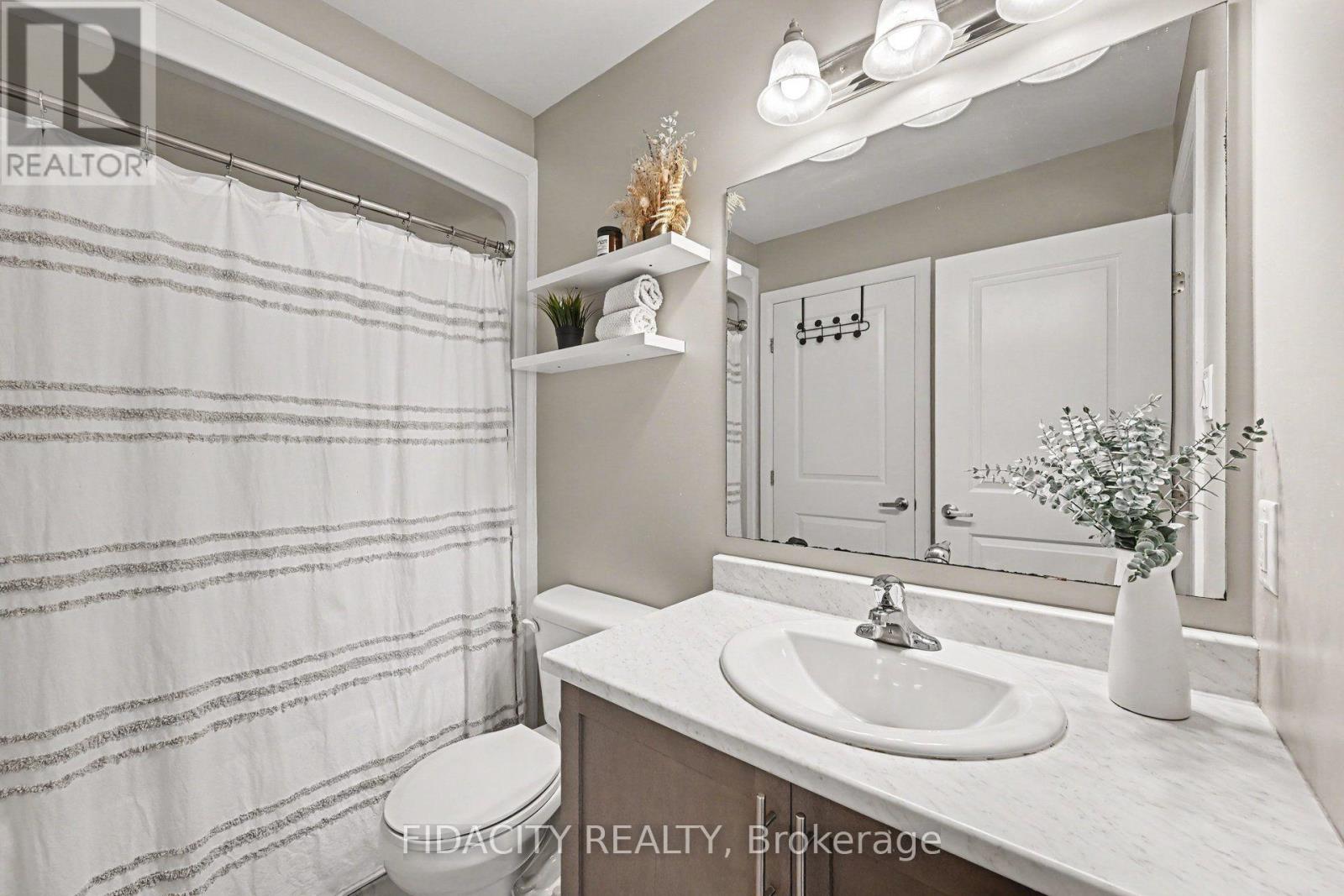 68 Vimy Ridge Crescent Property Photo 20