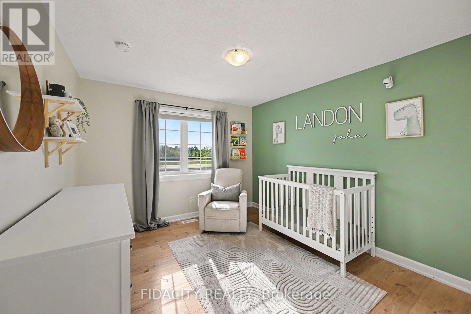 68 Vimy Ridge Crescent Property Photo 21