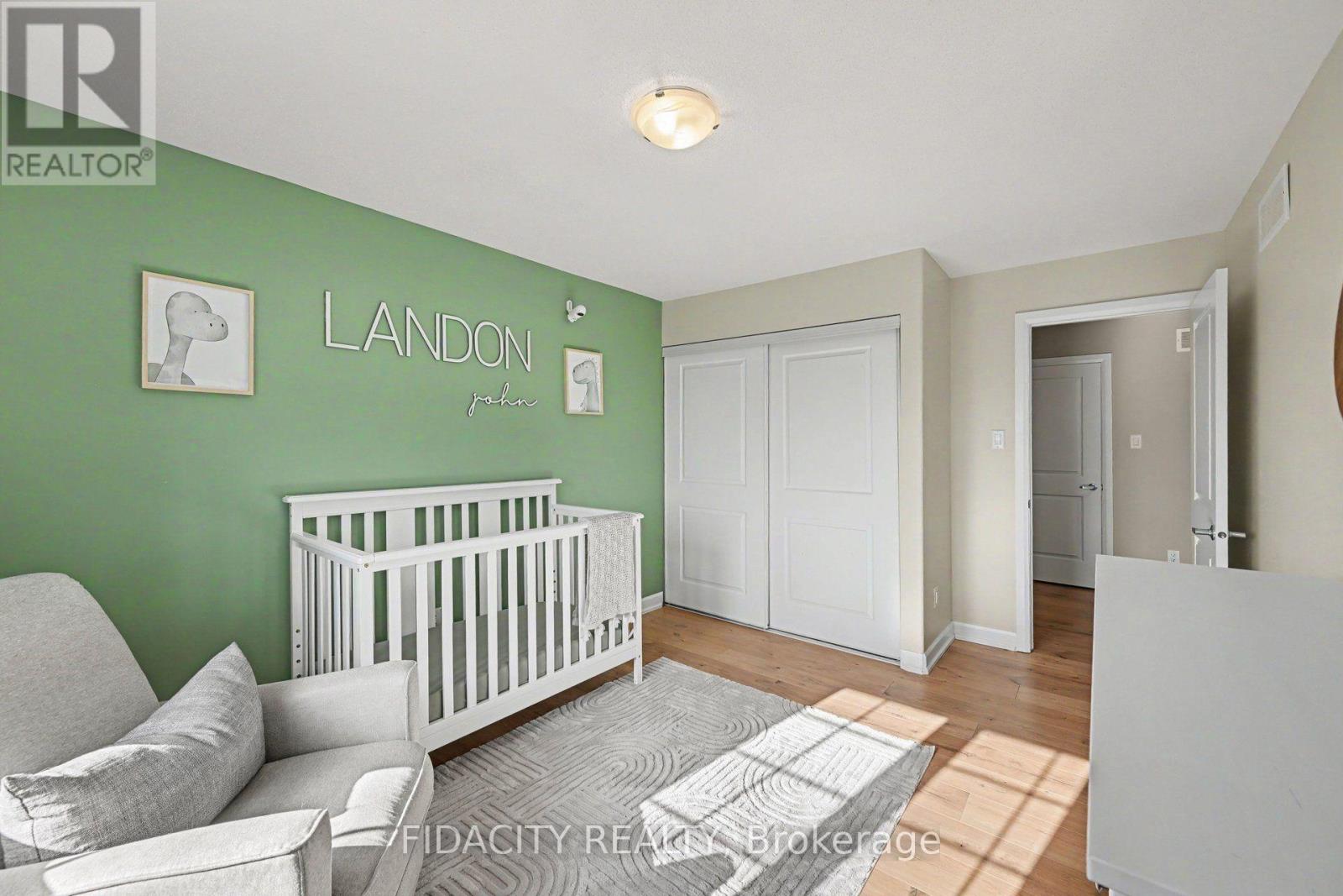 68 Vimy Ridge Crescent Property Photo 23
