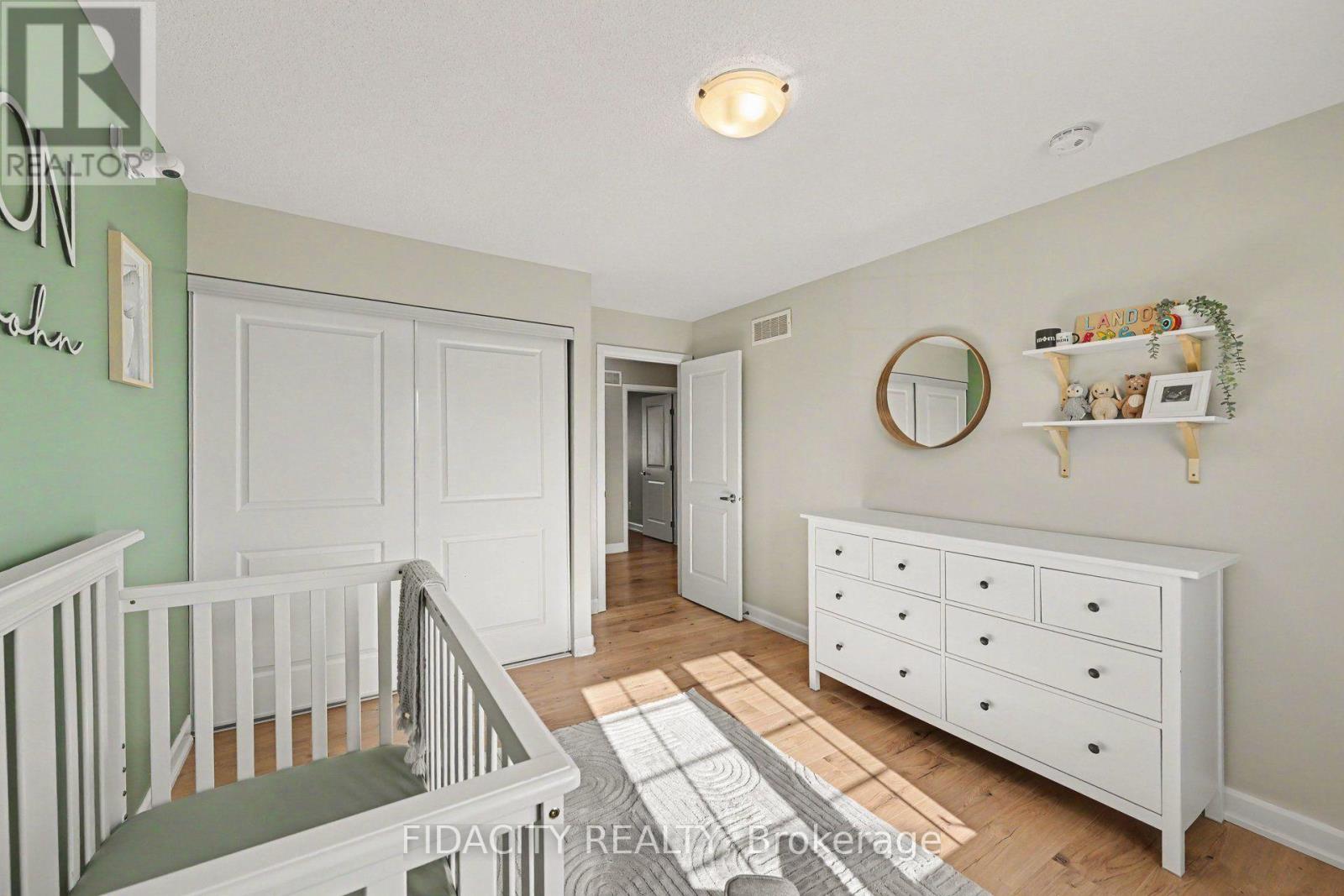 68 Vimy Ridge Crescent Property Photo 24