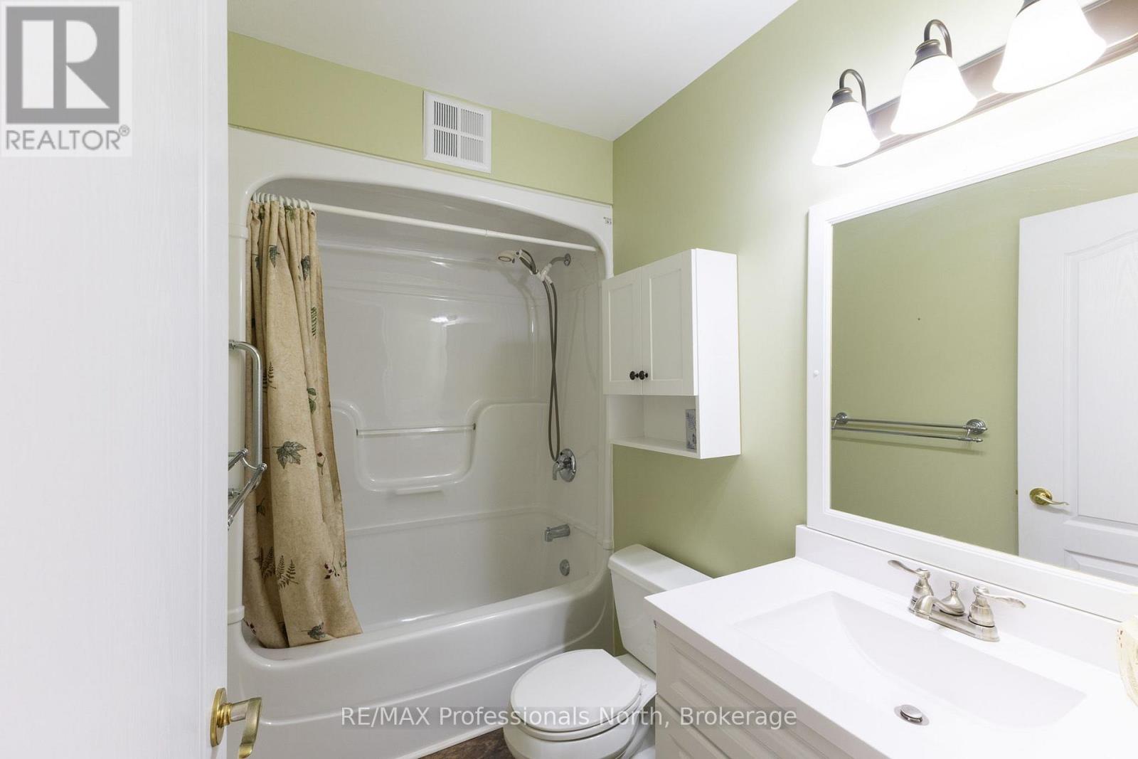 204 - 35 Dairy Lane W Property Photo 20