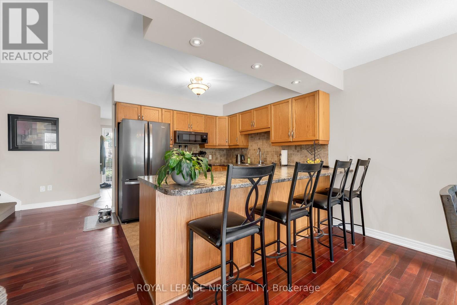 31 Thorold Road E Property Photo 7