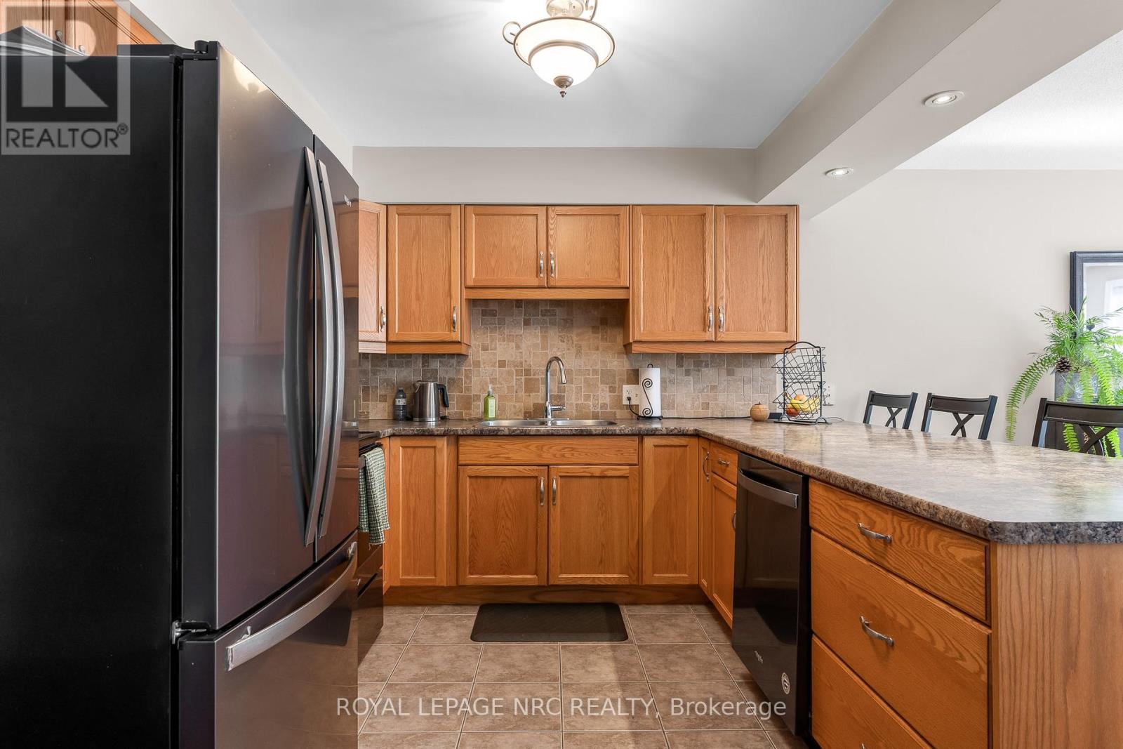 31 Thorold Road E Property Photo 8