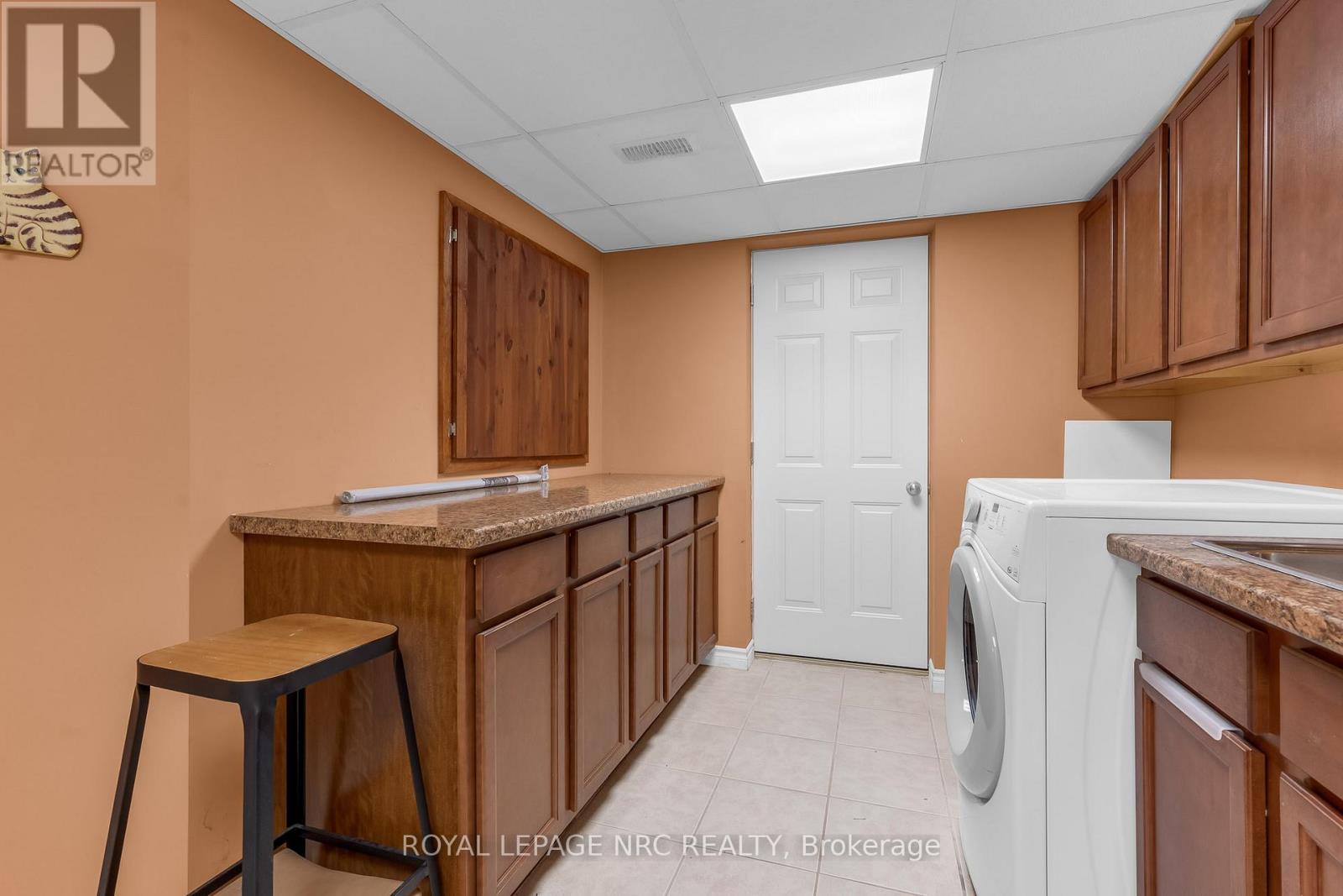 31 Thorold Road E Property Photo 25
