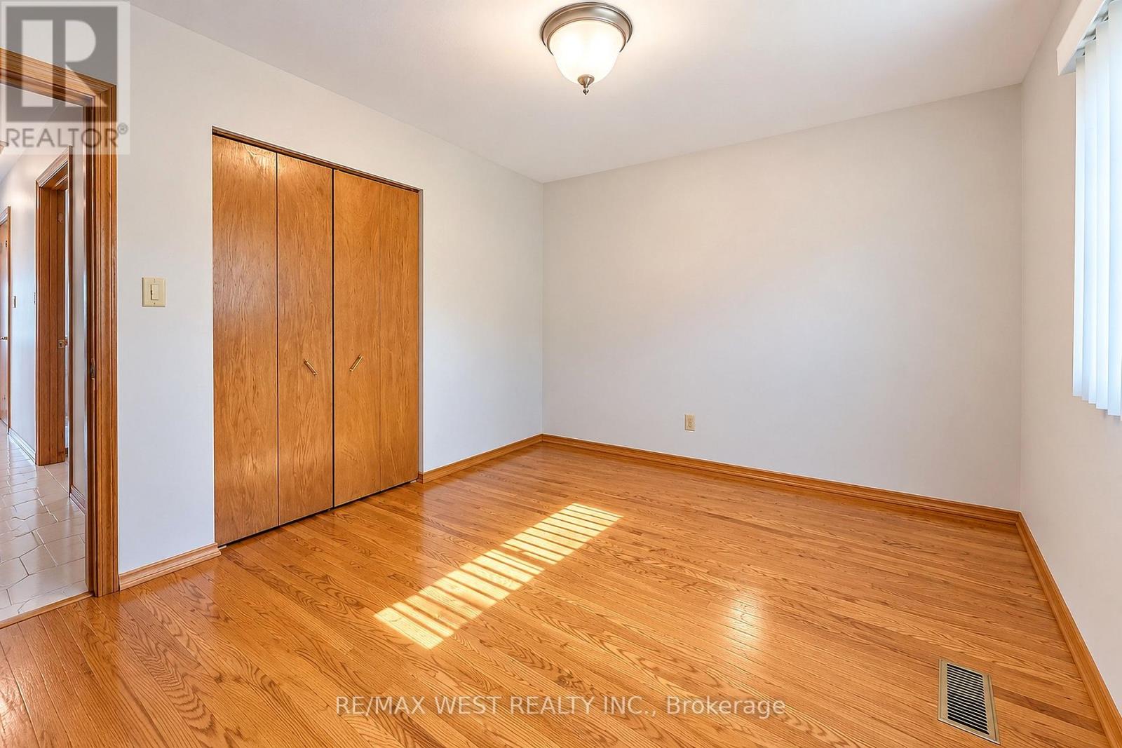 34 Glen Castle Drive Property Photo 14