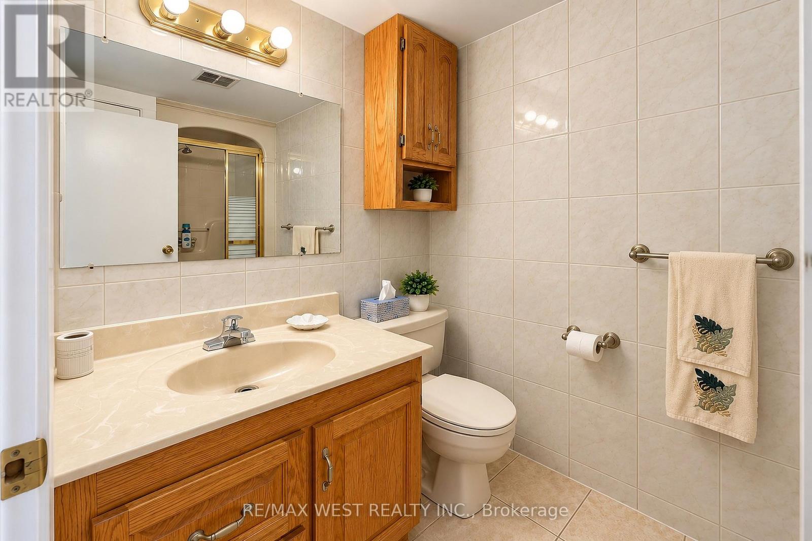 34 Glen Castle Drive Property Photo 20