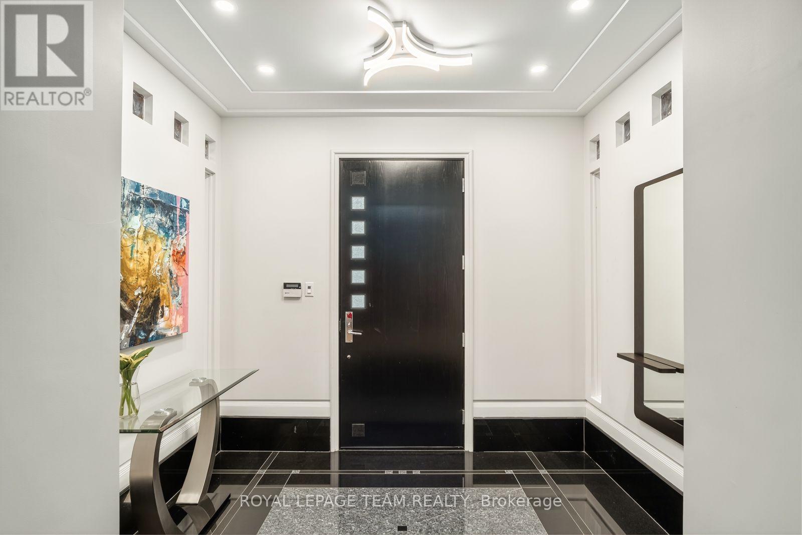 725 Manor Avenue Property Photo 38