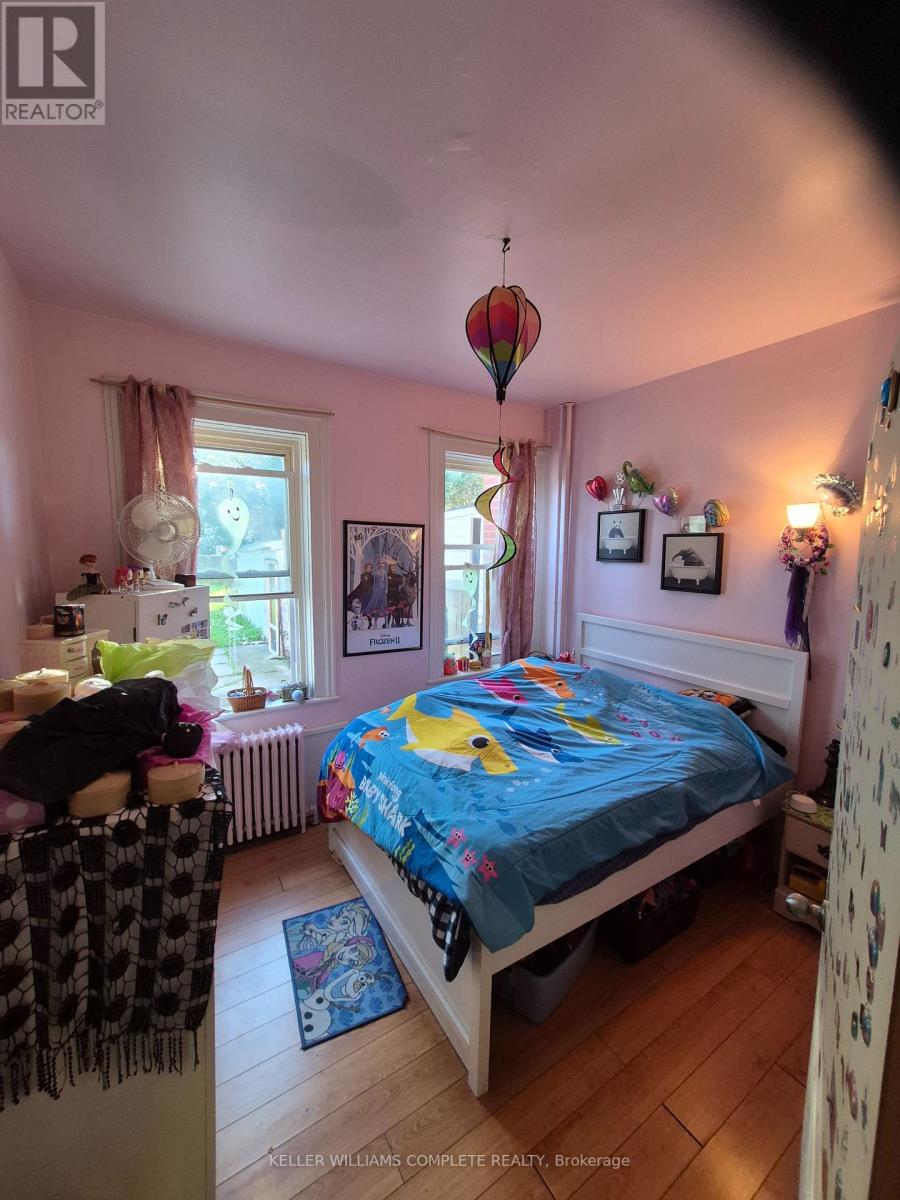 20 Carleton Street N Property Photo 15