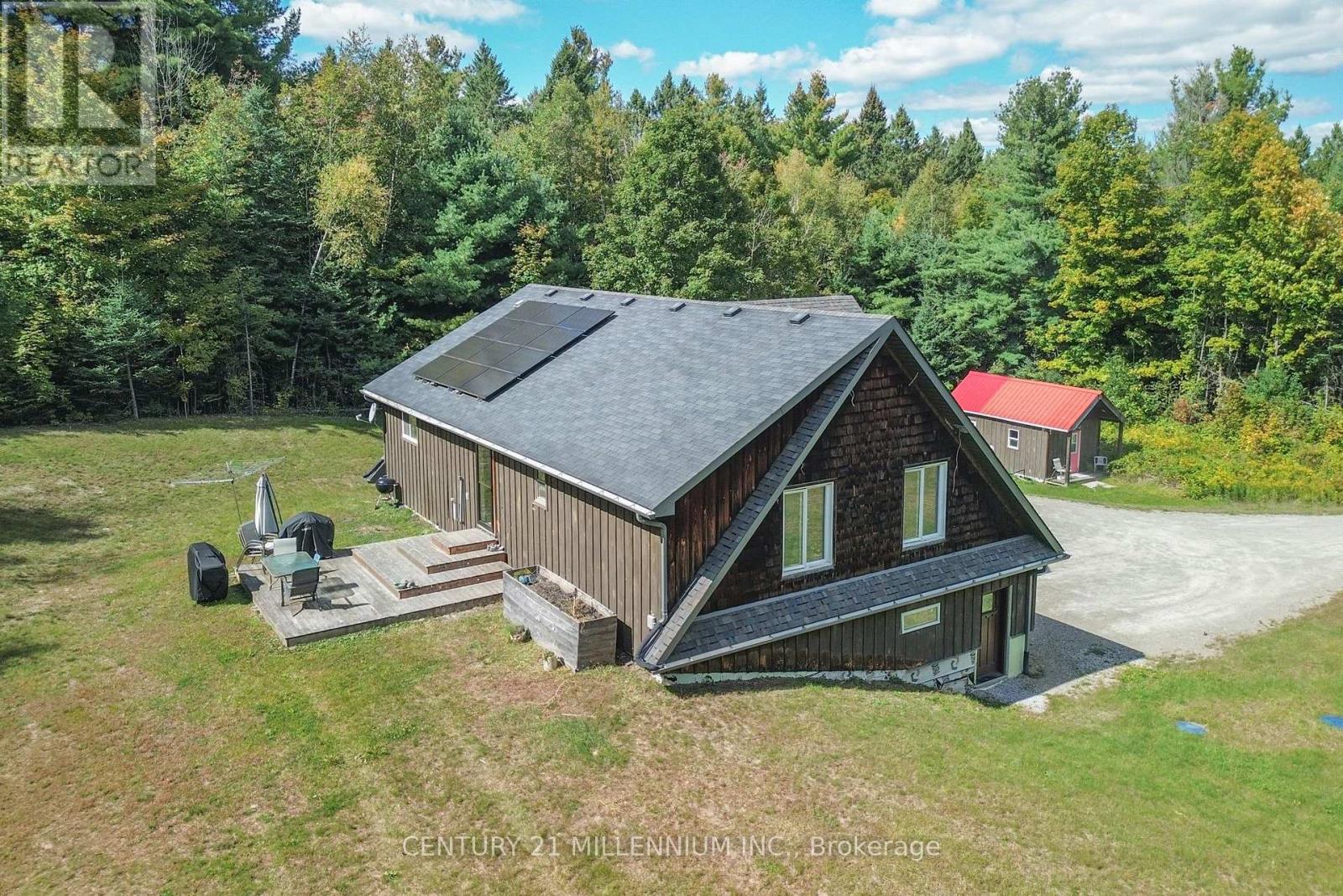 833542 4th Line Ehs Line Property Photo 13